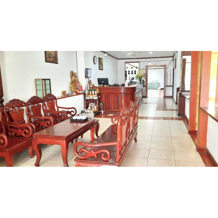 Mina Hotel Vientiane Exteriör bild